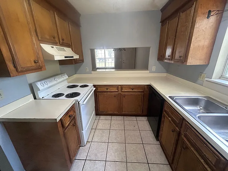 107 Country Town Dr — Photo 6
