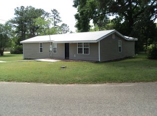 220 Grimes Rd, Ozark, AL 36360