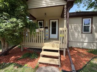 328 Jefferson Pl, Faribault, MN 55021