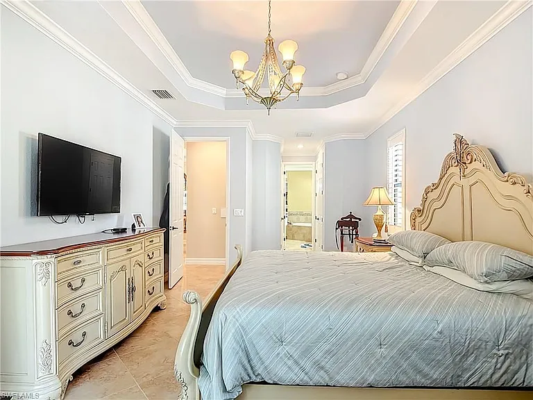 9250 Veneto Pl — Photo 34