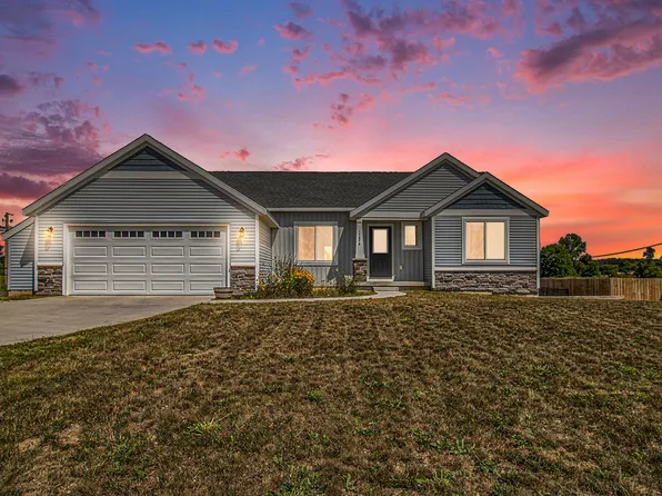 17876 Ritchie Avenue Northeast Ave, Sand Lake, MI 49343