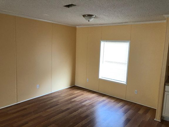 5th image of 15954 NE State Road 65