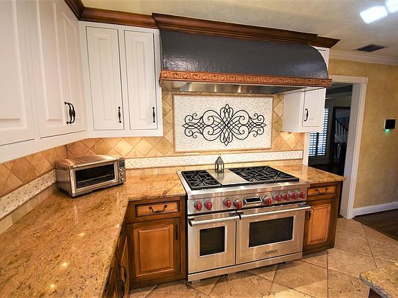4th image of 3206 Wessex Cir