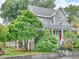 4 Vine St, Wakefield, MA 01880