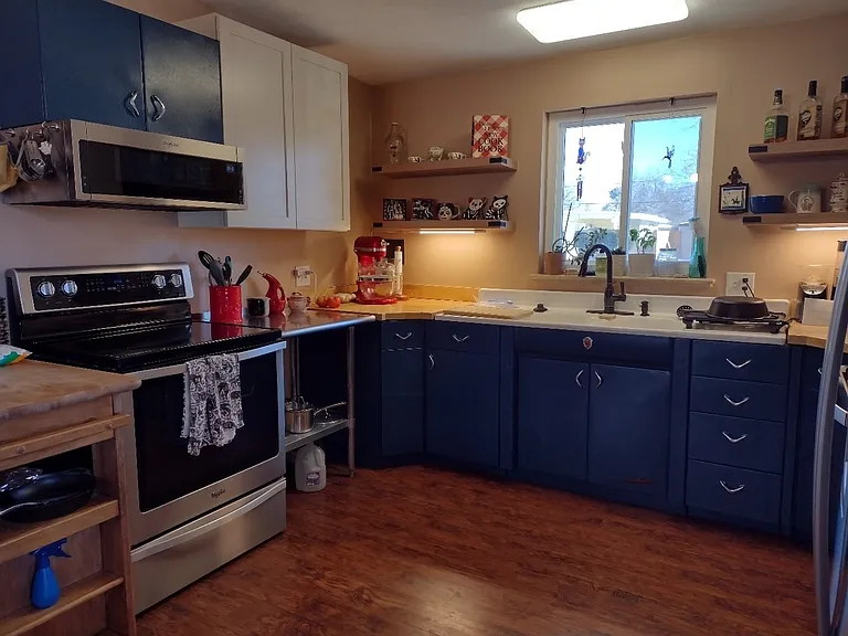 6035 Dover St — Photo 3