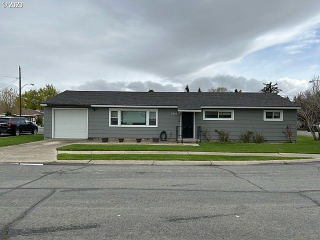 1st image of 3249 River Park Dr