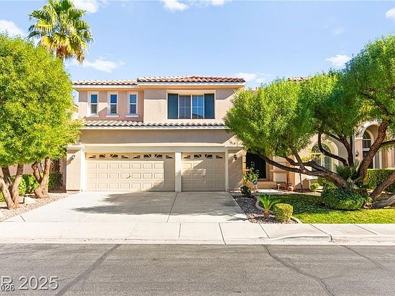 2nd image of 2900 Carmelo Dr