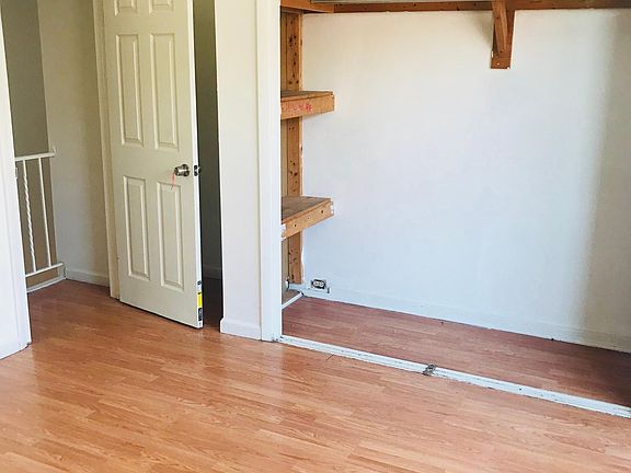 4th image of 2646 S Beulah St