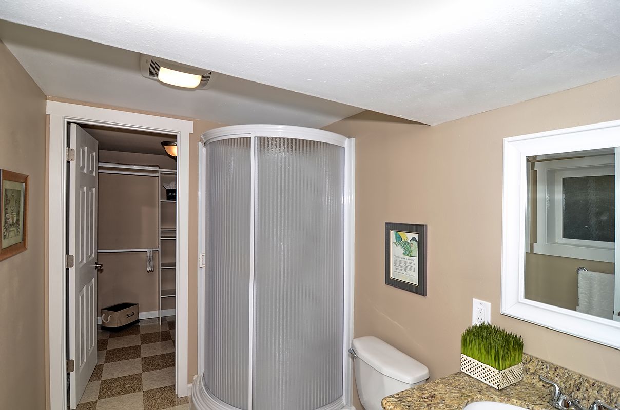 Lake Forest Park, WA 98155