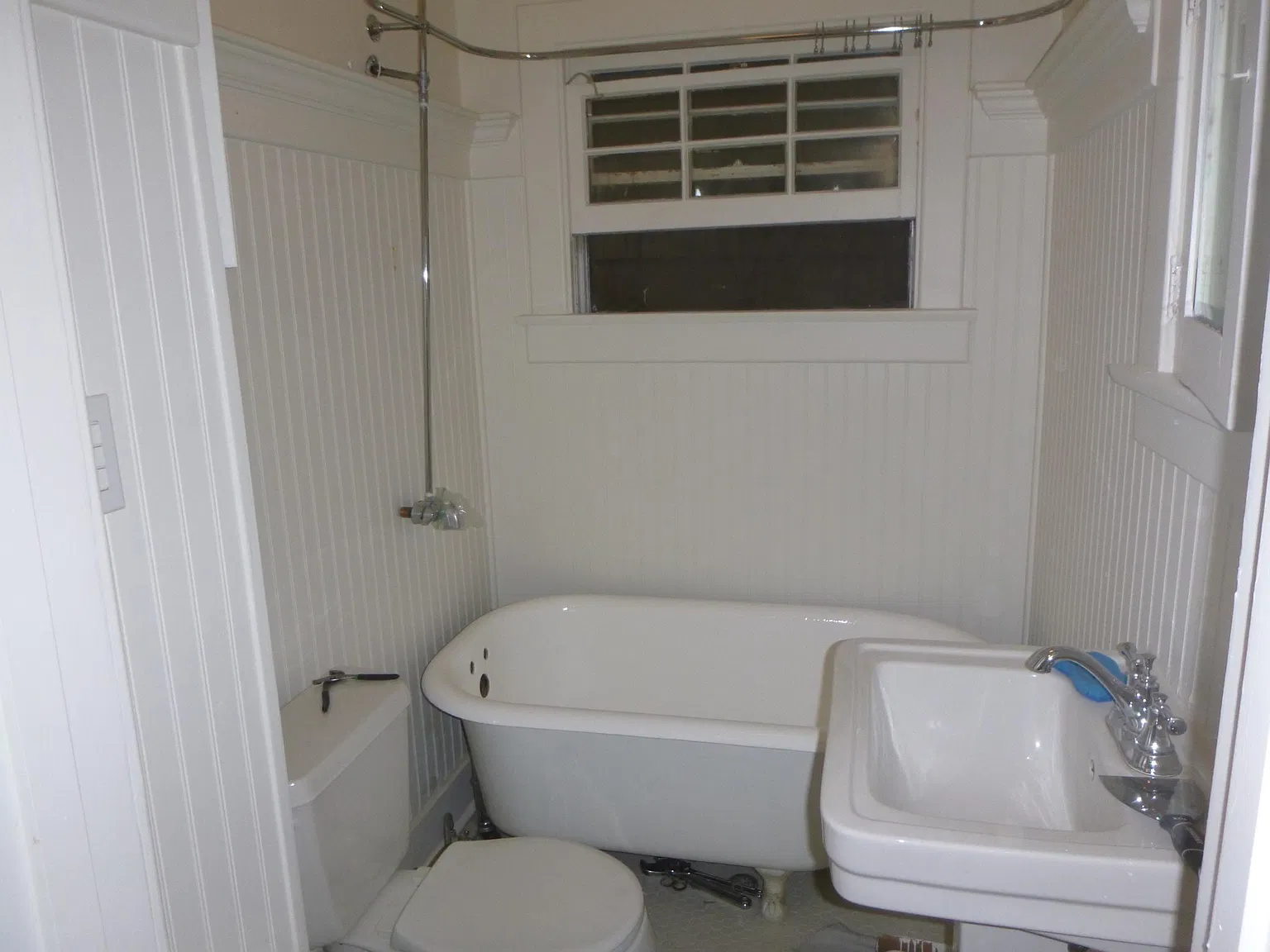 2 bed, $2,375 — Photo 2