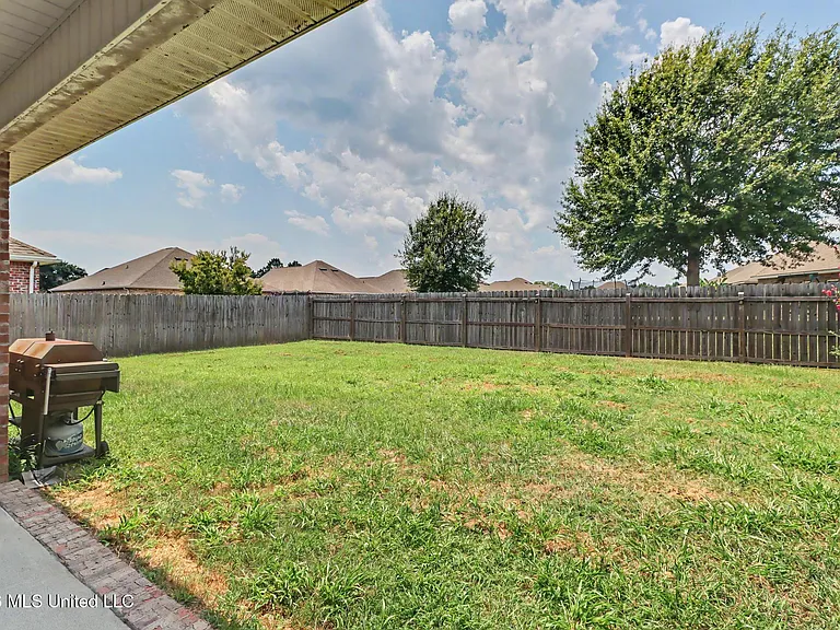 10784 Chapelwood Dr — Photo 25