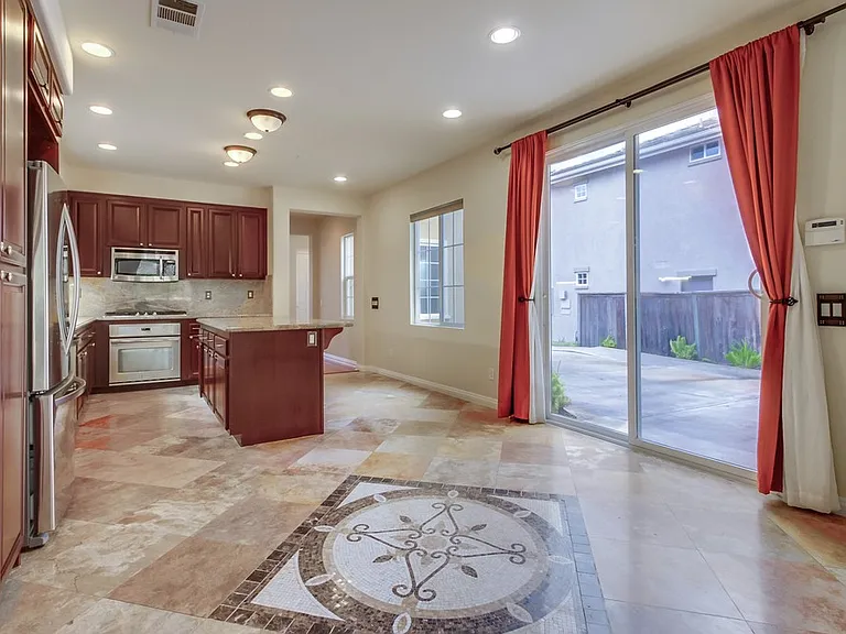 936 Citrine Way — Photo 13