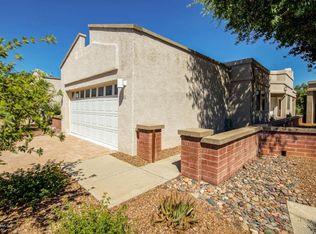 8634 N Johnny Miller Dr, Tucson, AZ 85742