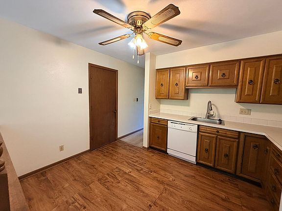 5th image of 2708 34th St #6