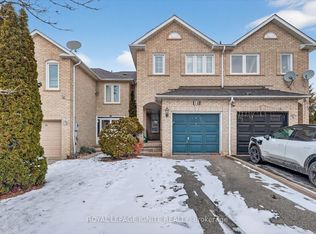 18 Gill Cres, Ajax, ON L1T4A5