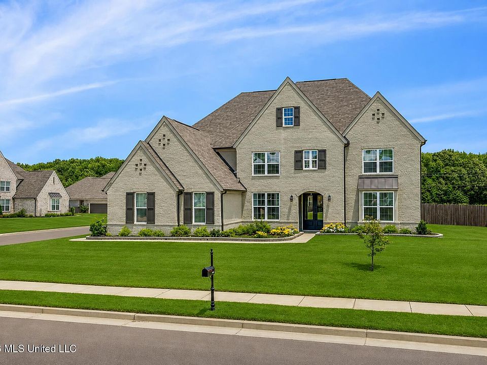1st image of 7448 Live Oak Manor Cv