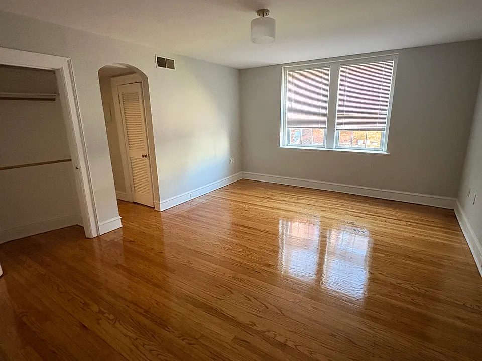 749 Maury Ave #3