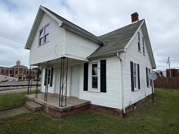 209 S Breckinridge St, Hardinsburg, KY 40143