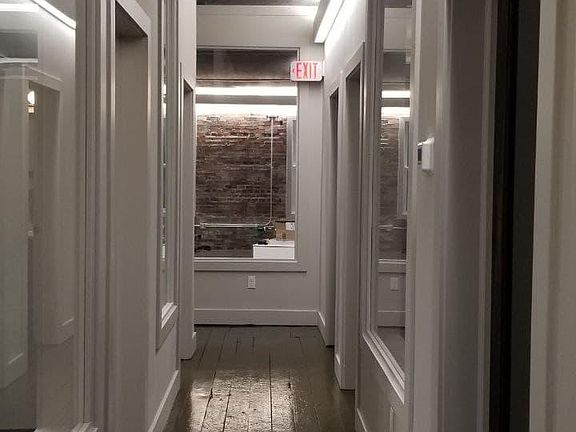 4th image of 141 E Main Ave