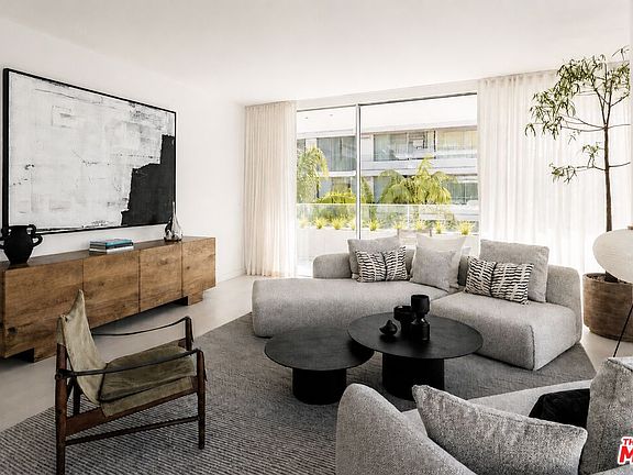 2nd image of 9200 Wilshire Blvd #201W