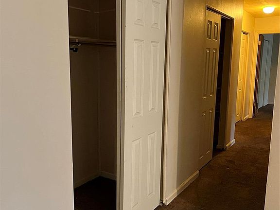 3rd image of 8729 Sieloff Dr APT B