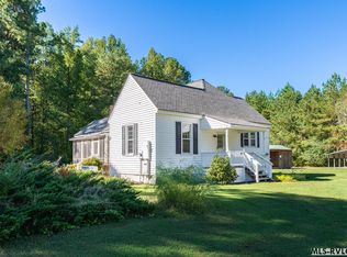 208 Rocky Knoll Pl, Dolphin, VA 23843