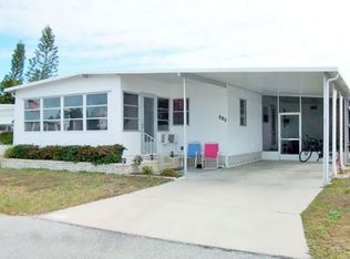 316 8th St, Nokomis, FL 34275