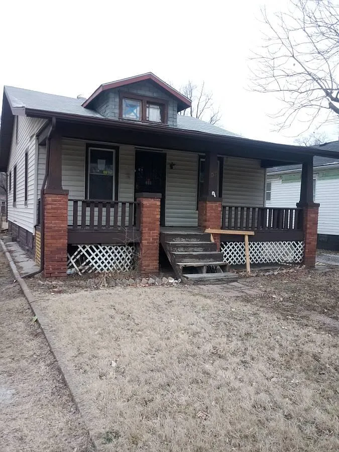5005 Caseyville Ave photo 1