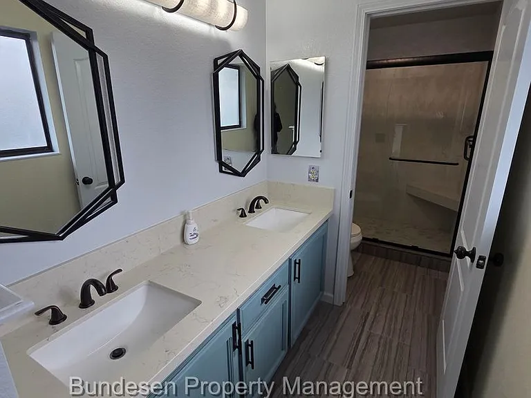 7453 Maximillian Pl — Photo 14