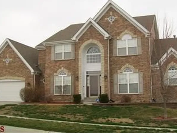 4624 Behlmann Estates Ln, Florissant, MO 63034