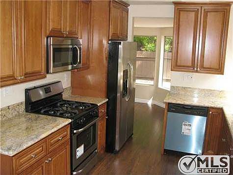 3rd image of 2308 Manzana Way