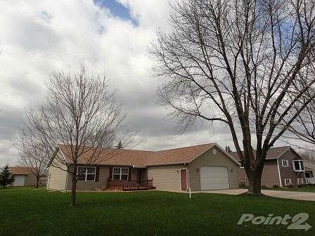 205 N. 35th St, Clear Lake, IA 50428