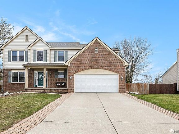 2nd image of 4403 Palmetto Ct