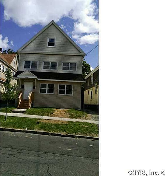 1st image of 1354 Oak St #2