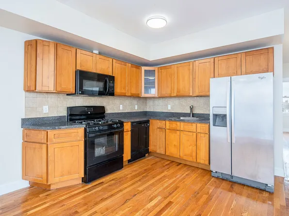 528 47th Street image 4 of 20