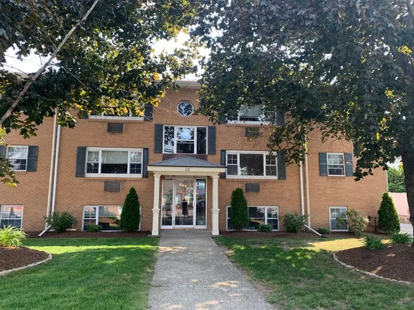 155 Massachusetts Ave APT 1, Arlington, MA 02474