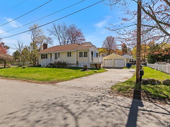 4th image of 2 Rolling Hill Avenue