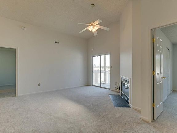 4th image of 2128 Sanctuary Ct