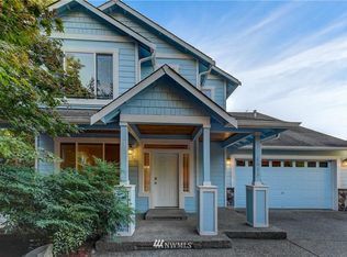 8033 NE 182nd Pl, Kenmore, WA 98028