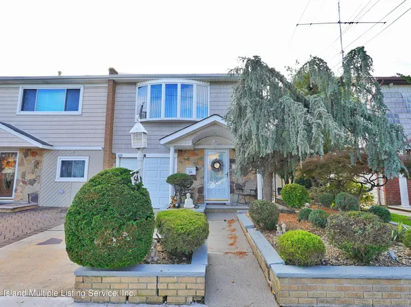 54 E Augusta Ave, Staten Island, NY 10308