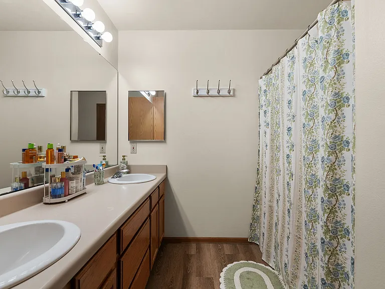 3225 Stonecreek Dr #1 — Photo 18