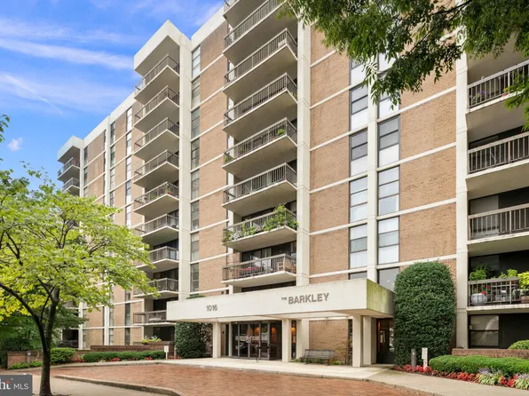 1016 S Wayne St APT 510, Arlington, VA 22204