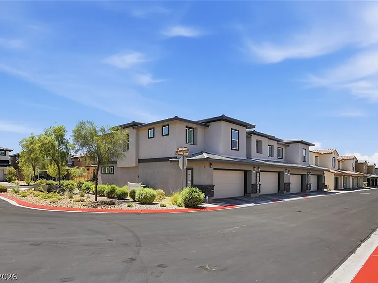 1137 Meadow Sparrow Pl — Photo 52