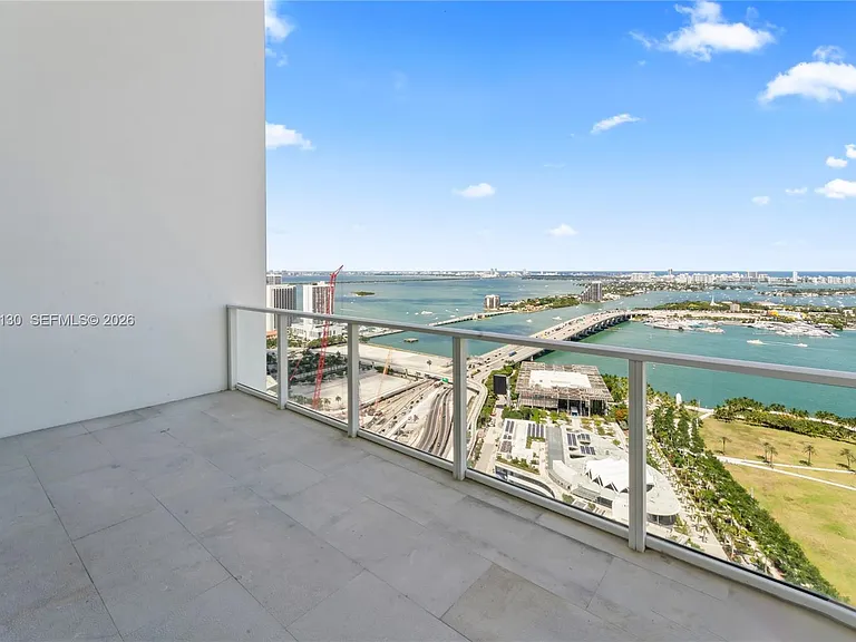 1040 Biscayne Blvd #3802 — Photo 7