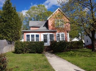 32 Lincoln St FLOOR 2, Needham, MA 02492