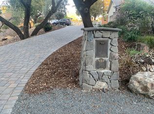 350 Pine Creek Rd, Walnut Creek, CA 94598