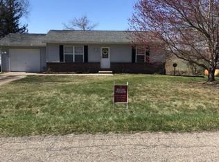 6807 Shoreline Dr, Delton, MI 49046