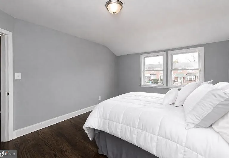 1224 Winston Ave — Photo 16