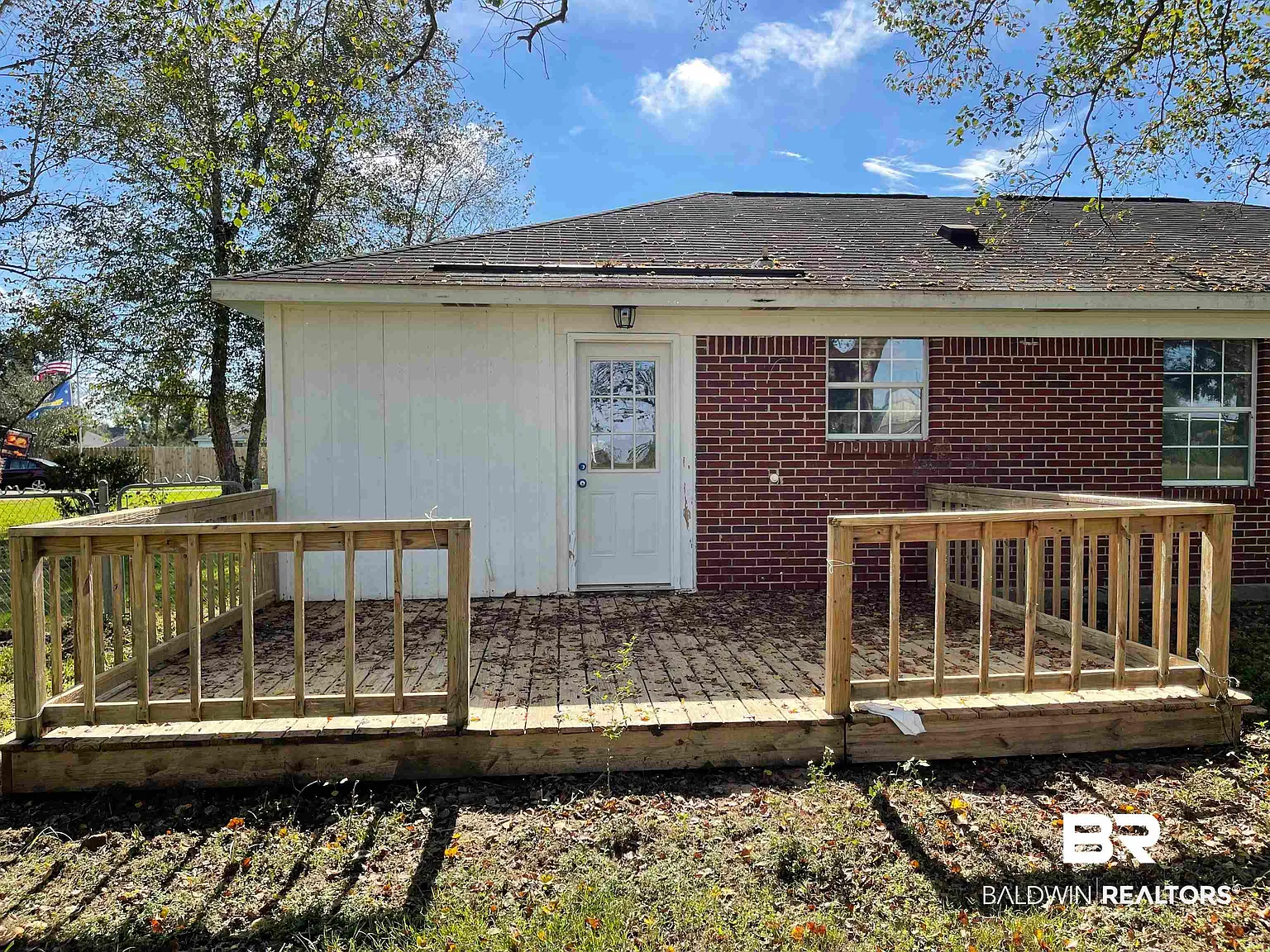 3 bed, 1.0 bath, 1010 sqft, $1,650 — Photo 4
