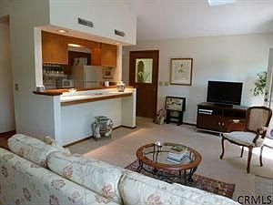 2nd image of 227 Grenadier Ct